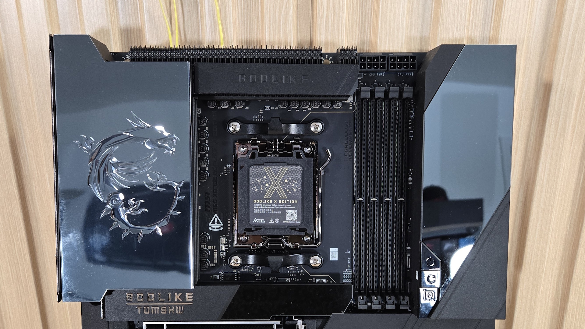 Обзор MSI X870E Godlike X: плата для элиты | DGL.RU