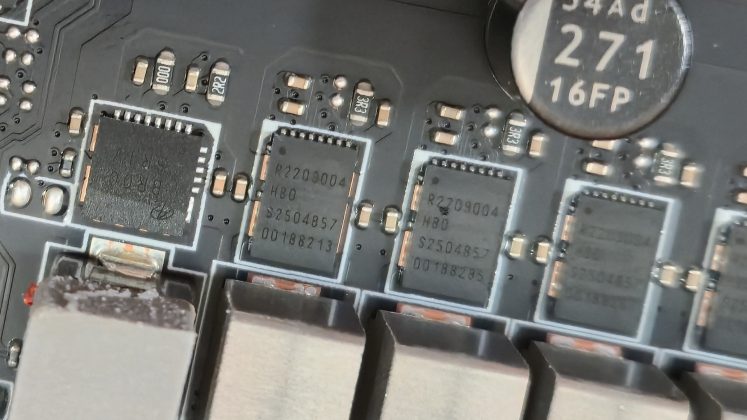 Обзор MSI X870E Godlike X: плата для элиты | DGL.RU