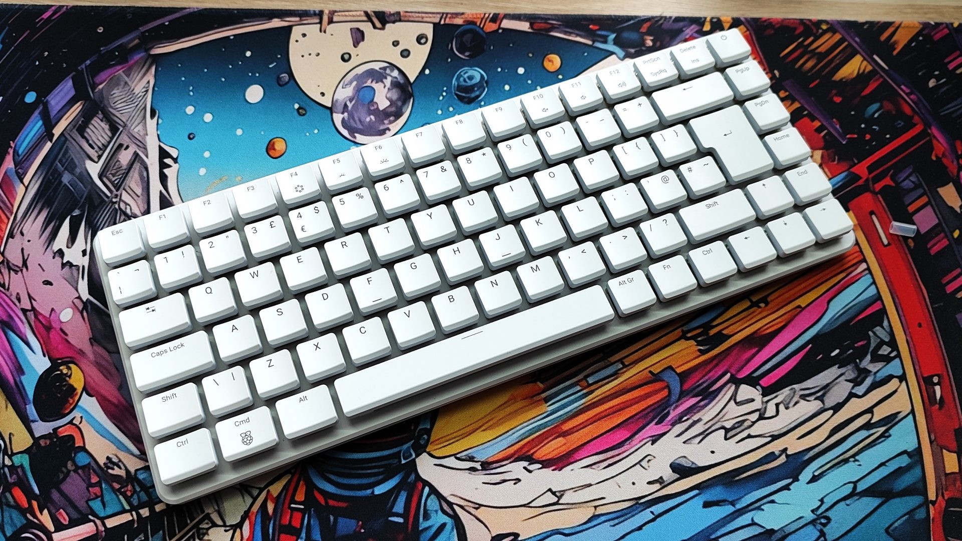 Одноплатный ПК Raspberry Pi 500+: механика, RGB и NVMe