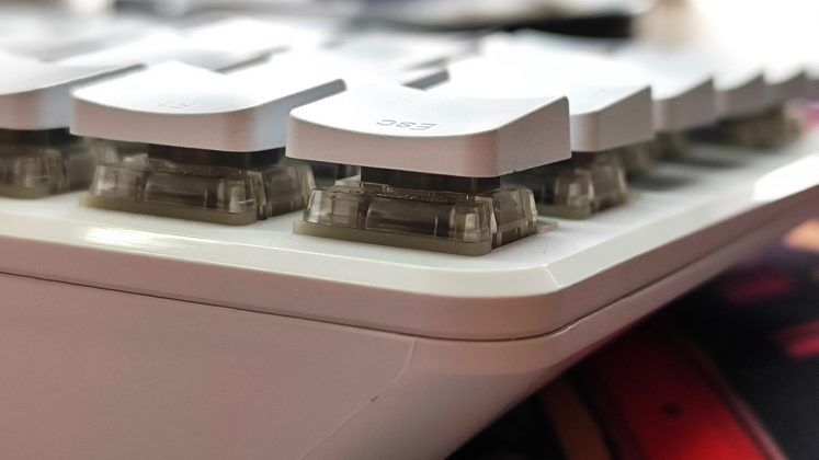 Одноплатный ПК Raspberry Pi 500+: механика, RGB и NVMe