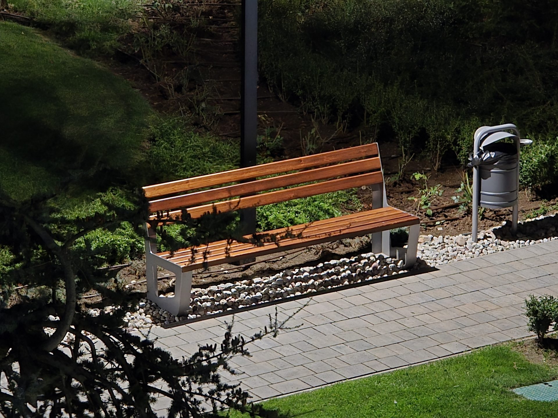 Google Pixel 10 Pro XL vs Samsung Galaxy S25 Ultra — сражение гигантов картинка Pixel 10 Pro XL vs Galaxy S25 Ultra: топ-флагманы | DGL.RU