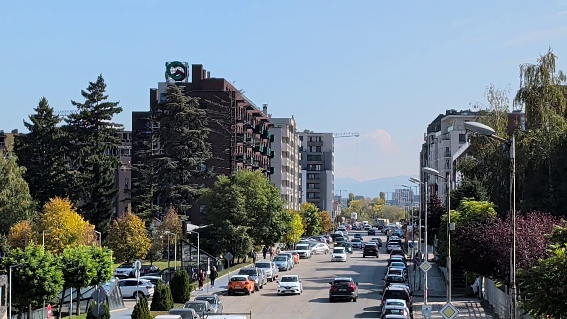 Google Pixel 10 Pro XL vs Samsung Galaxy S25 Ultra — сражение гигантов картинка Pixel 10 Pro XL vs Galaxy S25 Ultra: топ-флагманы | DGL.RU