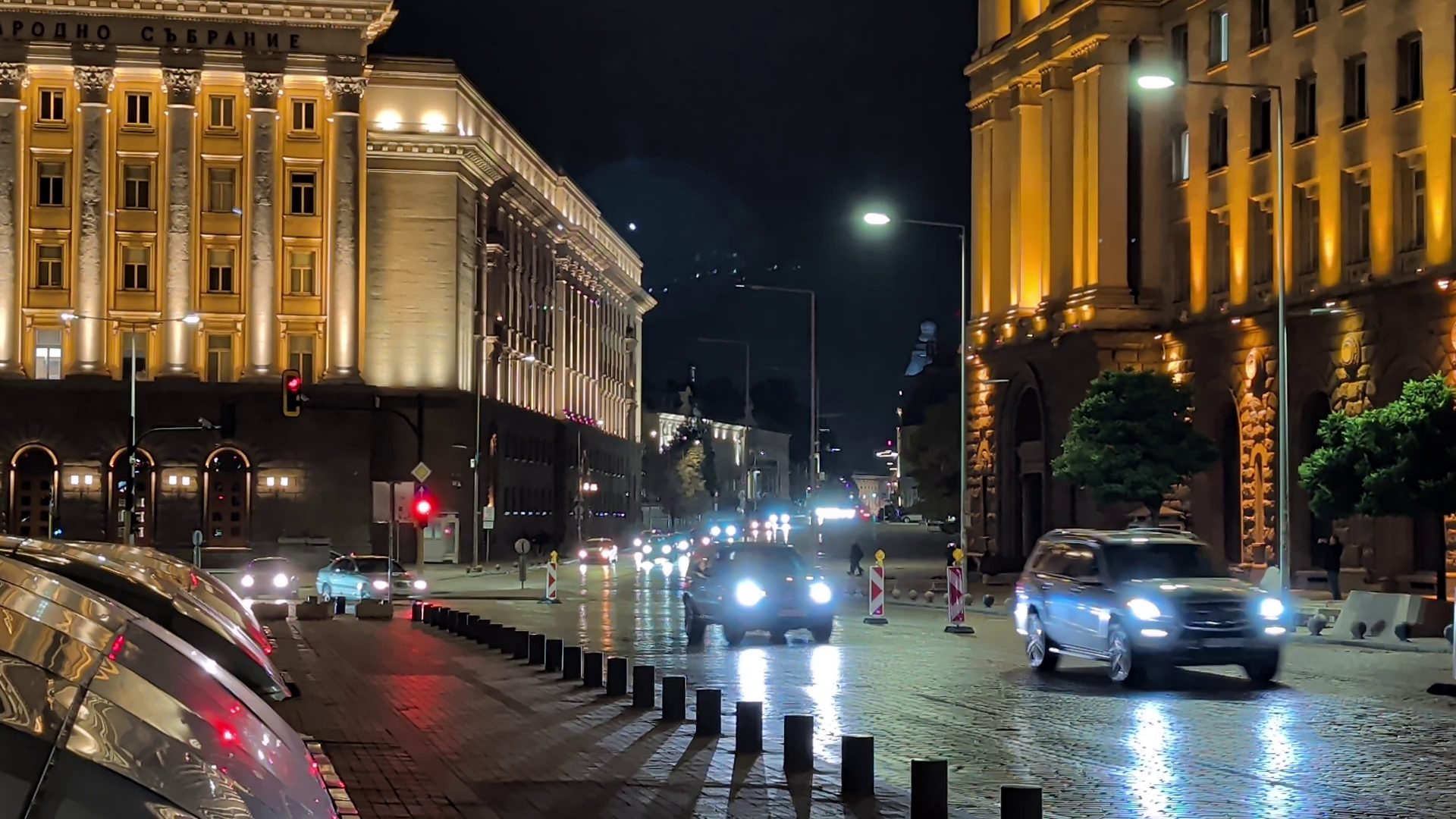 Google Pixel 10 Pro XL vs Samsung Galaxy S25 Ultra — сражение гигантов картинка Pixel 10 Pro XL vs Galaxy S25 Ultra: топ-флагманы | DGL.RU