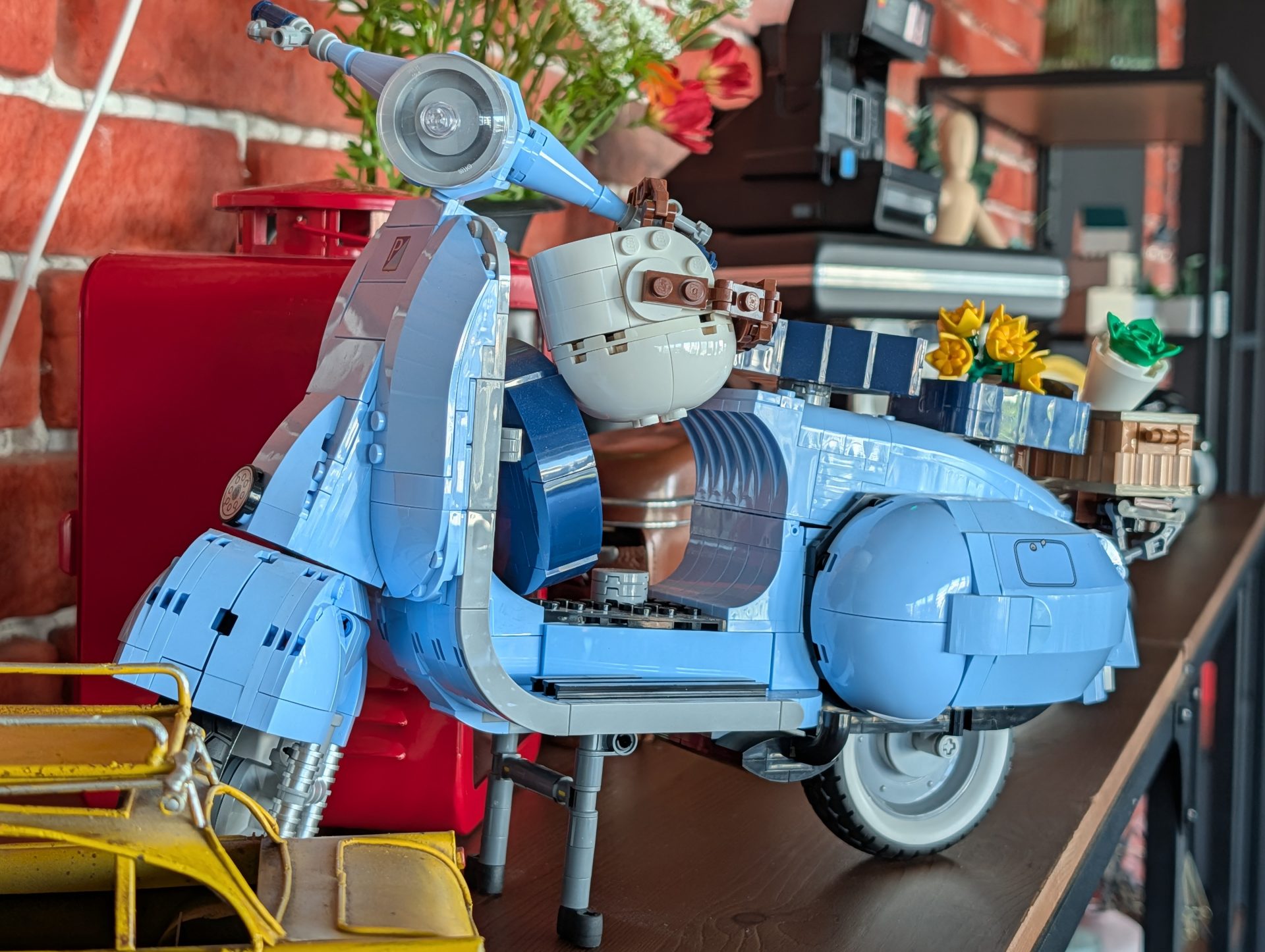 Google Pixel 10 Pro XL vs Samsung Galaxy S25 Ultra — сражение гигантов картинка Pixel 10 Pro XL vs Galaxy S25 Ultra: топ-флагманы | DGL.RU