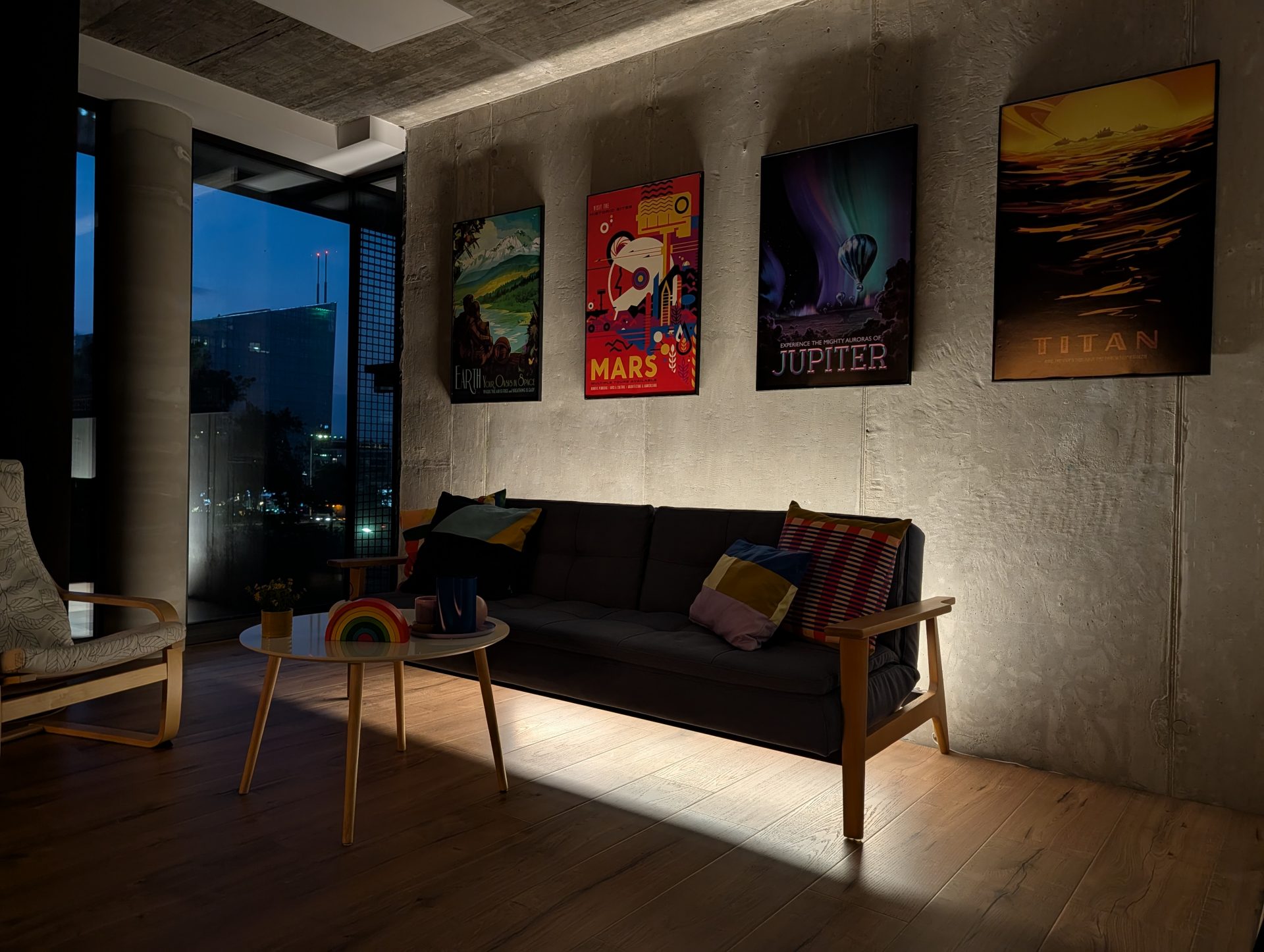 Google Pixel 10 Pro XL vs Samsung Galaxy S25 Ultra — сражение гигантов картинка Pixel 10 Pro XL vs Galaxy S25 Ultra: топ-флагманы | DGL.RU