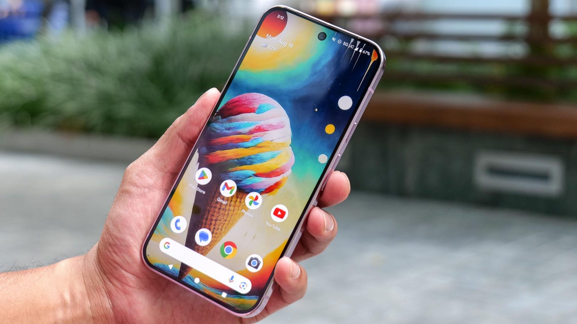 Pixel 9 Pro наконец-то начали чинить бесплатно — но у Pixel 10 уже всплыла новая неприятность с экраном