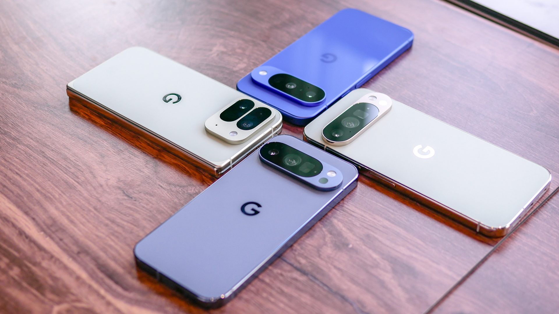 Pixel 9 Pro наконец-то начали чинить бесплатно — но у Pixel 10 уже всплыла новая неприятность с экраном