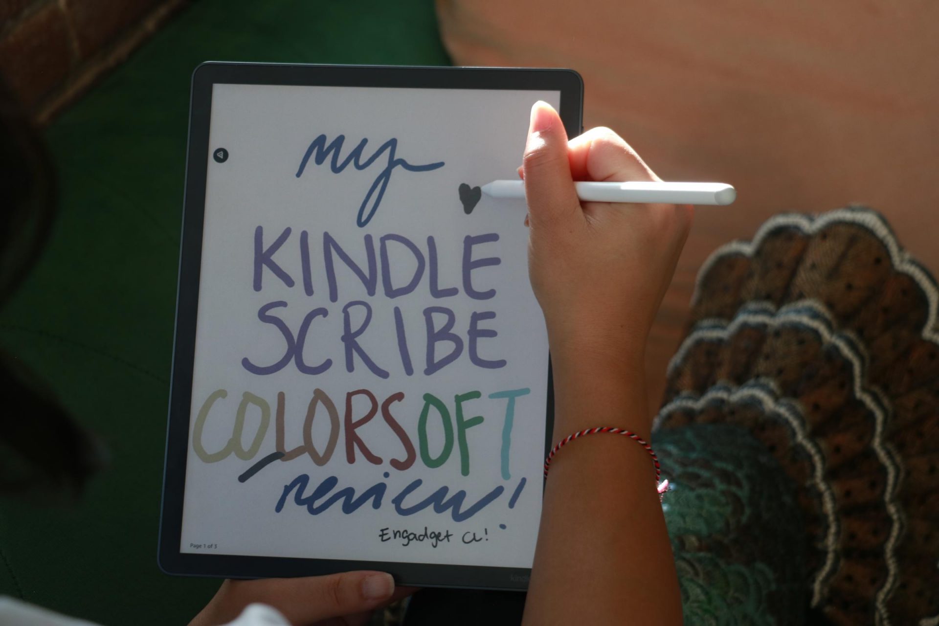 Обзор Kindle Scribe Colorsoft: яркие цвета и высокая цена