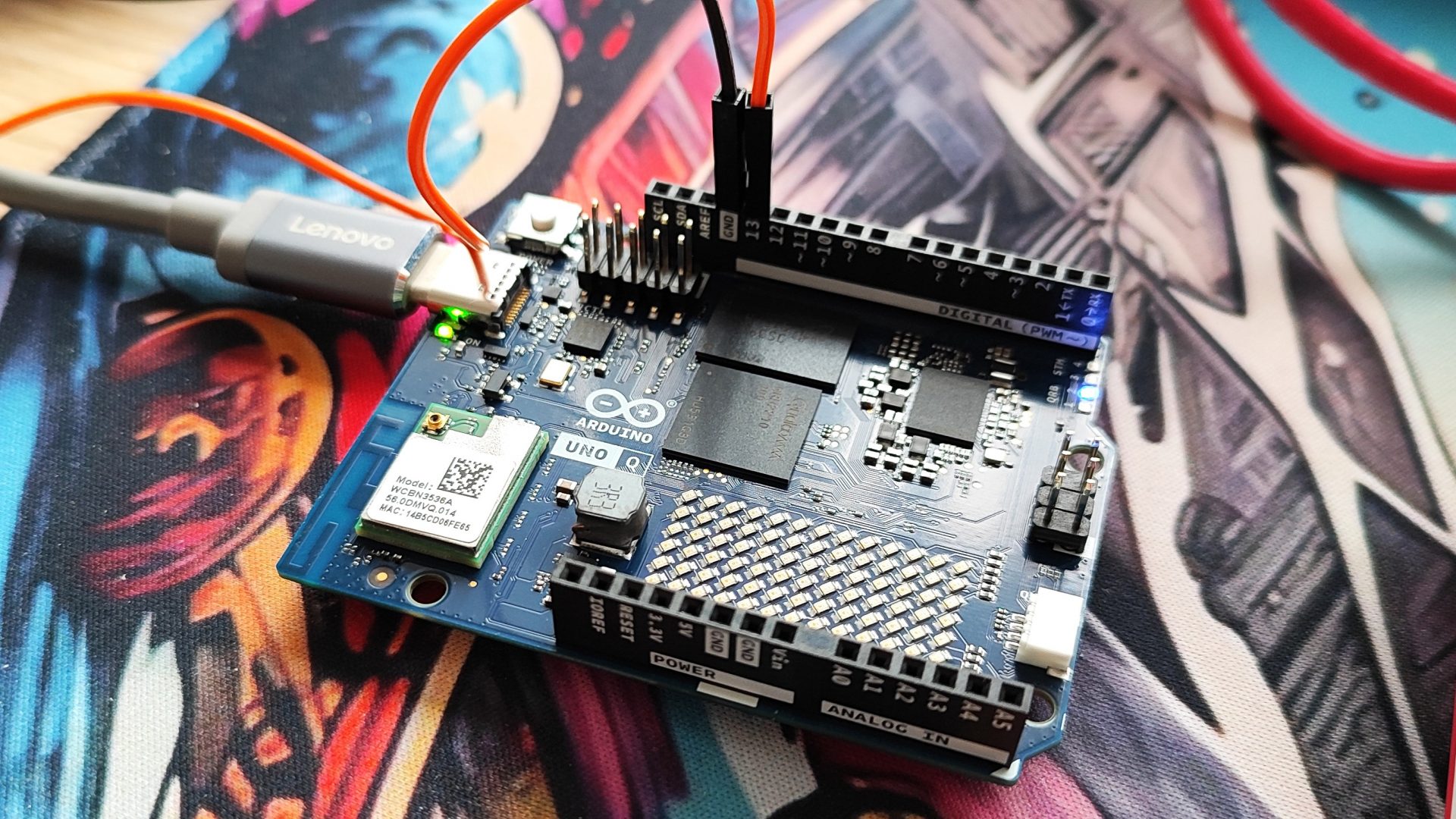 Обзор Arduino Uno Q: плата с парой "мозгов" картинка Плата Arduino Uno Q: два «мозга» в устройстве | DGL.RU