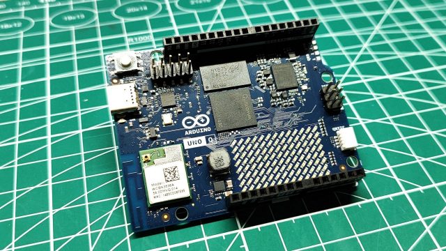 Плата Arduino Uno Q: два «мозга» в устройстве | DGL.RU1 Плата Arduino Uno Q: два «мозга» в устройстве | DGL.RU