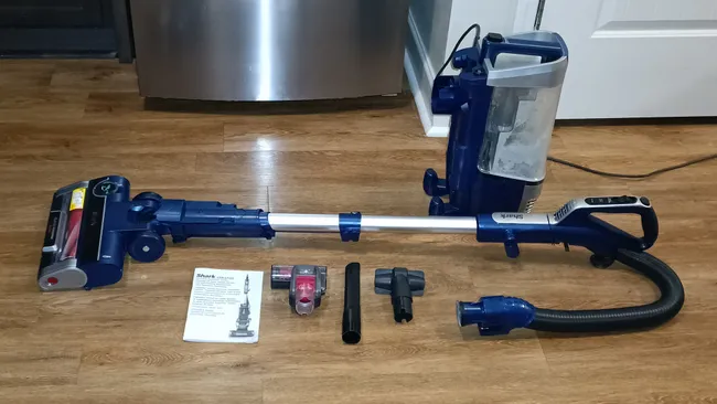 Shark Stratos Upright AZ3002