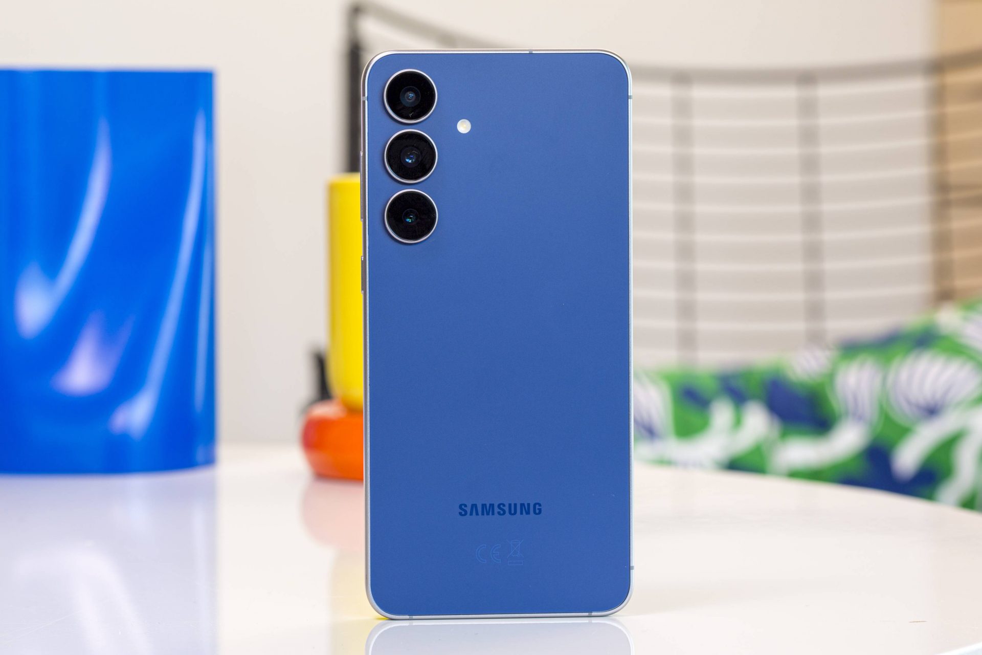 Победители и неудачники Samsung 2025: рекордные продажи флагманов на фоне громких провалов картинка Итоги Samsung 2025: победы и громкие провалы | DGL.RU