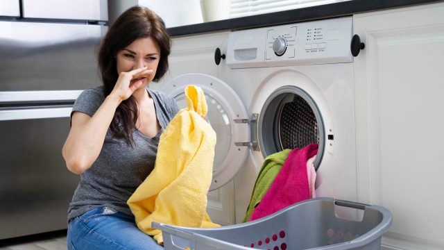 Почему даже лучшие стиральные машины начинают дурно пахнуть, и что вы зря пропускаете в уходе (1) Почему даже лучшие стиральные машины начинают дурно пахнуть, и что вы зря пропускаете в уходе