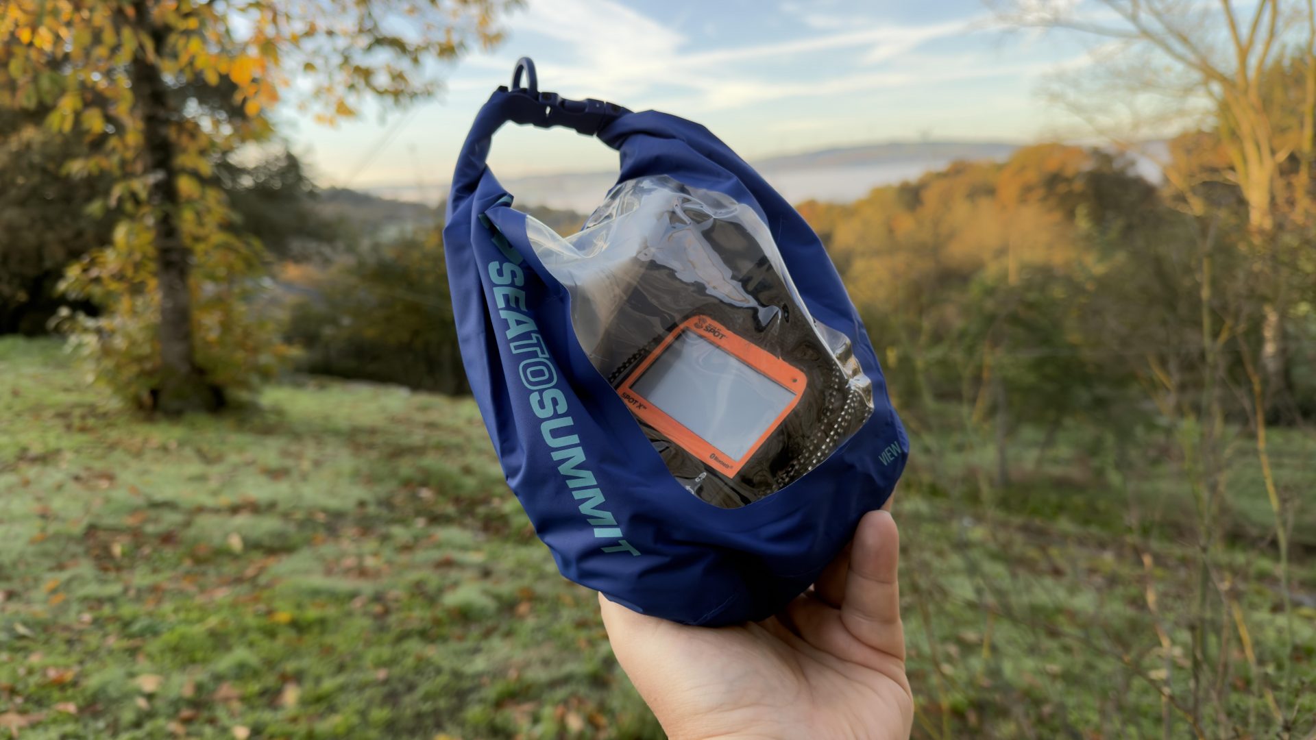 Почему Sea to Summit View Dry Bag стал обязательной вещью для моего iPhone — обычного чехла уже недостаточно