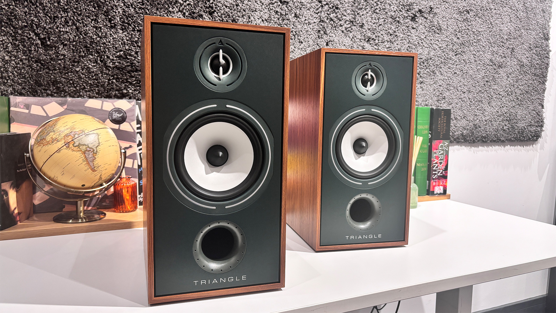 Полочные колонки Triangle Borea BR04 | DGL.RU