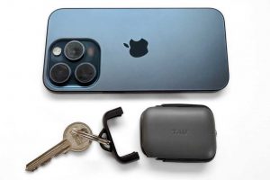Обзор Rolling Square TAU 2 mini: брелок для подзарядки iPhone 