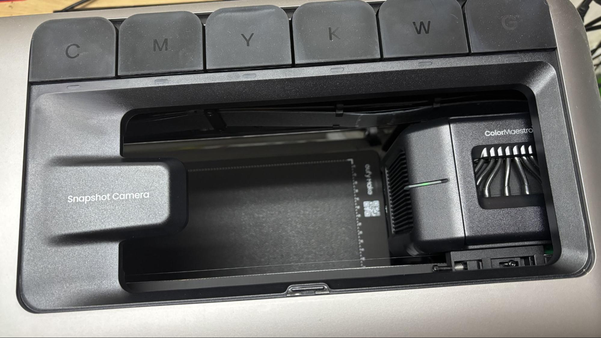 Обзор EufyMake E1: УФ-принтер для печати объемных изображений картинка Принтер EufyMake E1: рельефная УФ-печать | DGL.RU