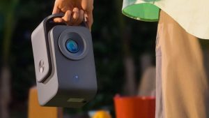 Недорогой проектор TCL для Google TV спасет в темные зимние вечера