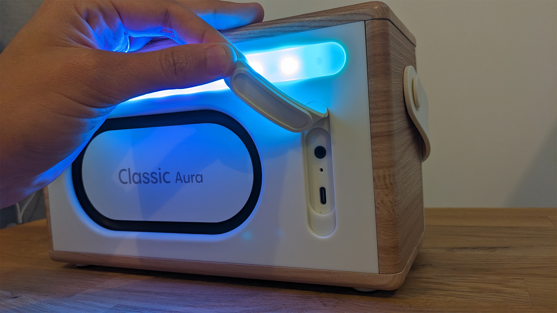 Pure Classic Aura: стильная портативная колонка | DGL.RU