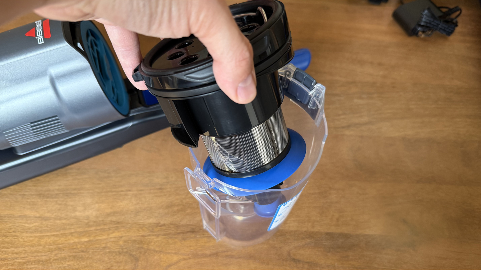 Обзор Bissell PowerClean FurFinder — один из лучших бюджетных пылесосов картинка Пылесос Bissell PowerClean FurFinder для шерсти | DGL.RU