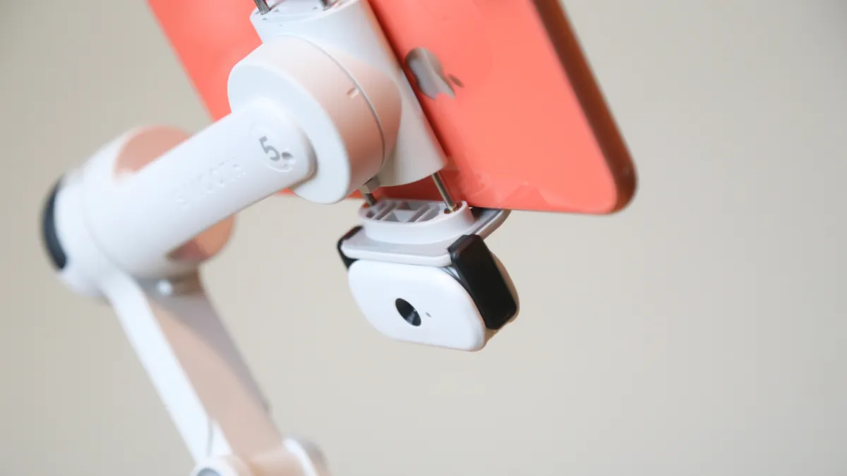 Обзор Zhiyun Smooth Q5 Ultra: стабилизатор, который не просит доплаты за имя картинка Zhiyun Smooth Q5 Ultra