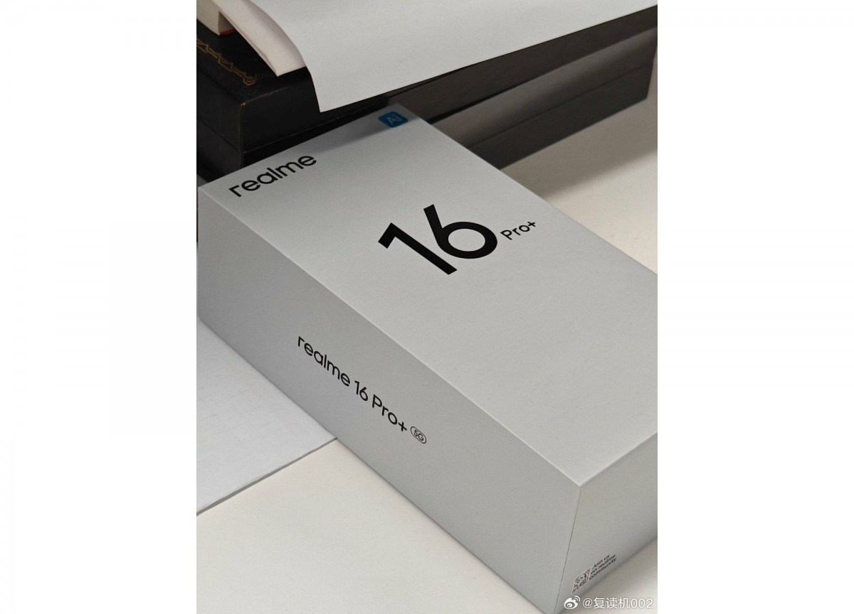 Realme 16 Pro+ интригует - всплыли новые слухи о телеобъективе картинка Realme 16 Pro+ — смартфон с перископом | DGL.RU