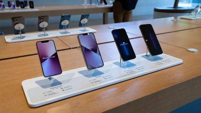 Ремонту не подлежит Apple вынесла смертный приговор культовому iPhone SE