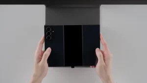 Samsung Galaxy Z TriFold: безумная цена и странная комплектация разочаровывают на старте