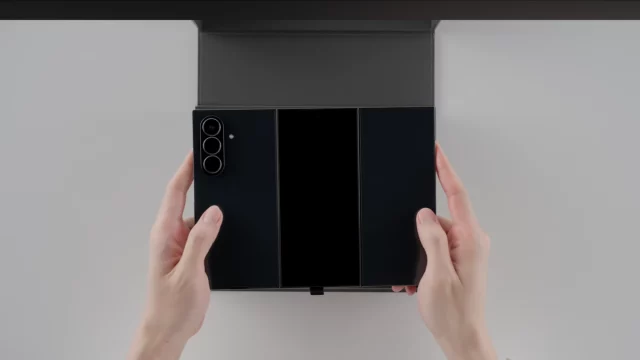 Samsung Galaxy Z TriFold безумная цена и странная комплектация разочаровывают на старте