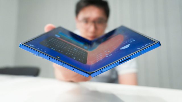 Samsung Wide Fold: ответ корейцев на iPhone Fold | DGL.RU