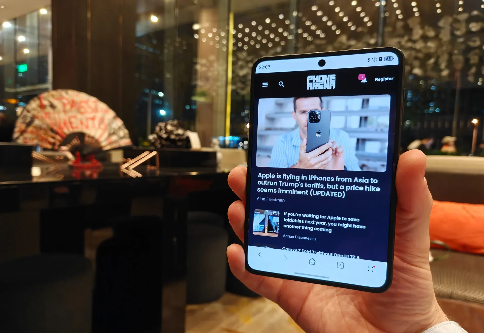 Samsung упустила тренд: почему Galaxy Z Flip 7 вызывает разочарование на фоне Huawei Pura X картинка Samsung упустила тренд почему Galaxy Z Flip 7 вызывает разочарование на фоне Huawei Pura X