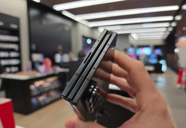 Galaxy Z TriFold: Samsung скопировала Huawei зря | DGL.RU