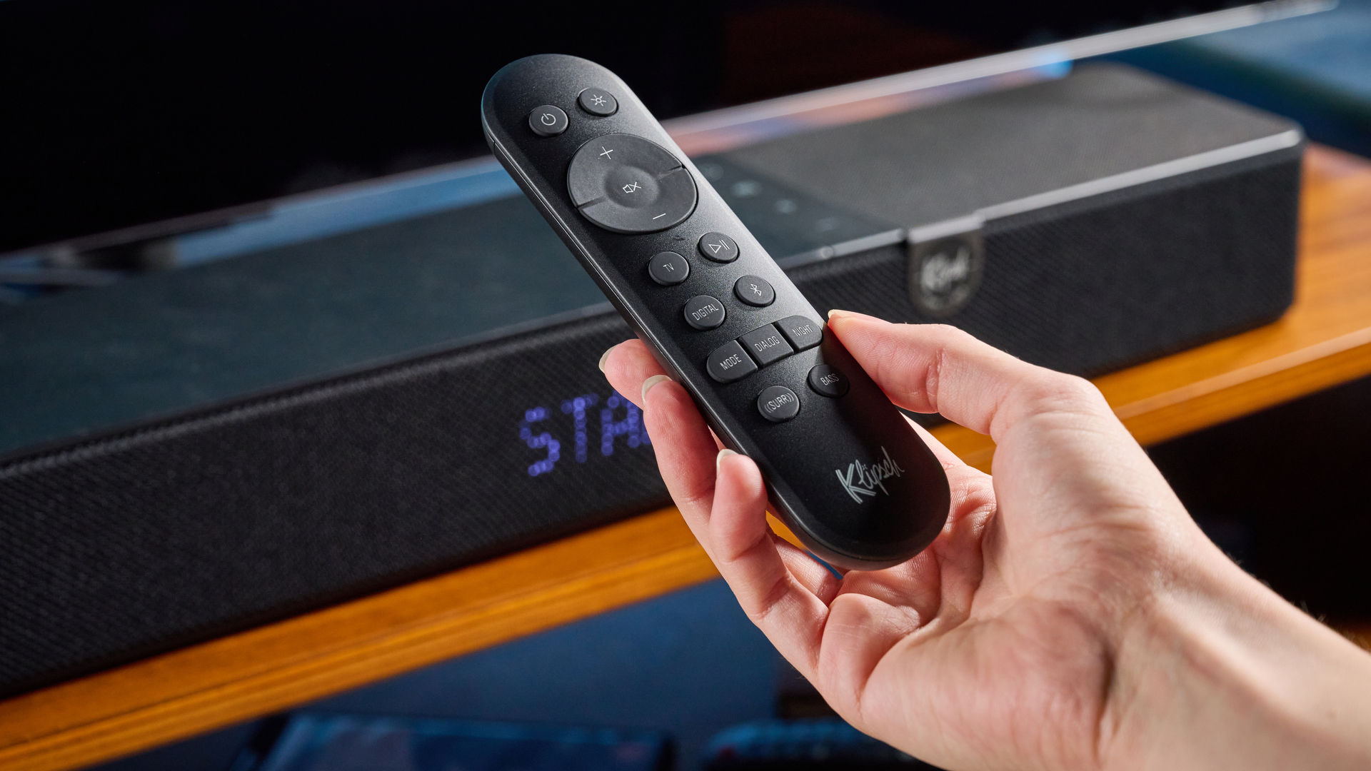 Обзор Klipsch Flexus Core 100: отличный саундбар с огромным потенциалом картинка Саундбар Klipsch Flexus Core 100: идеальный старт | DGL.RU