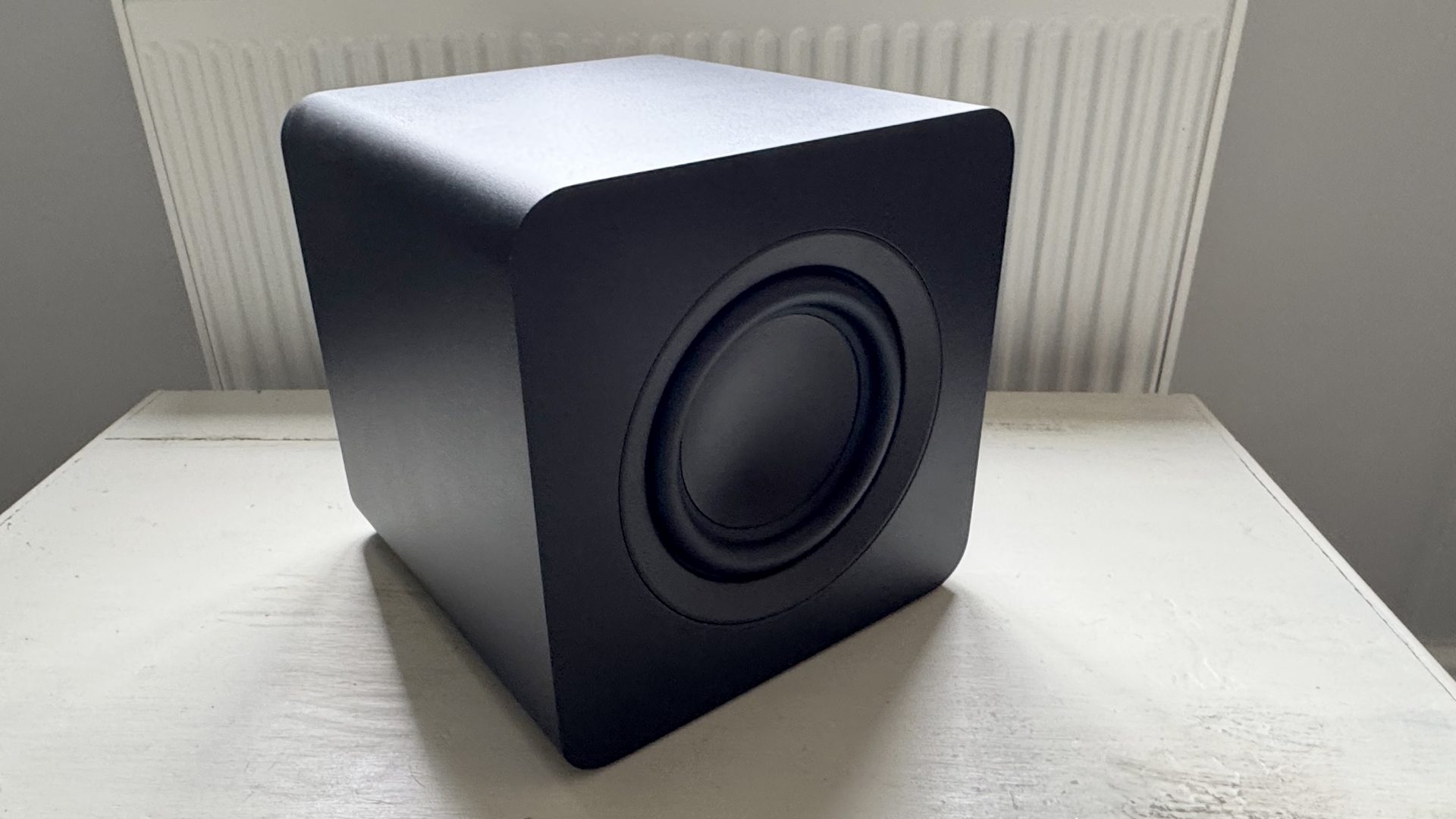 Саундбар Samsung HW-QS700F нового формата | DGL.RU