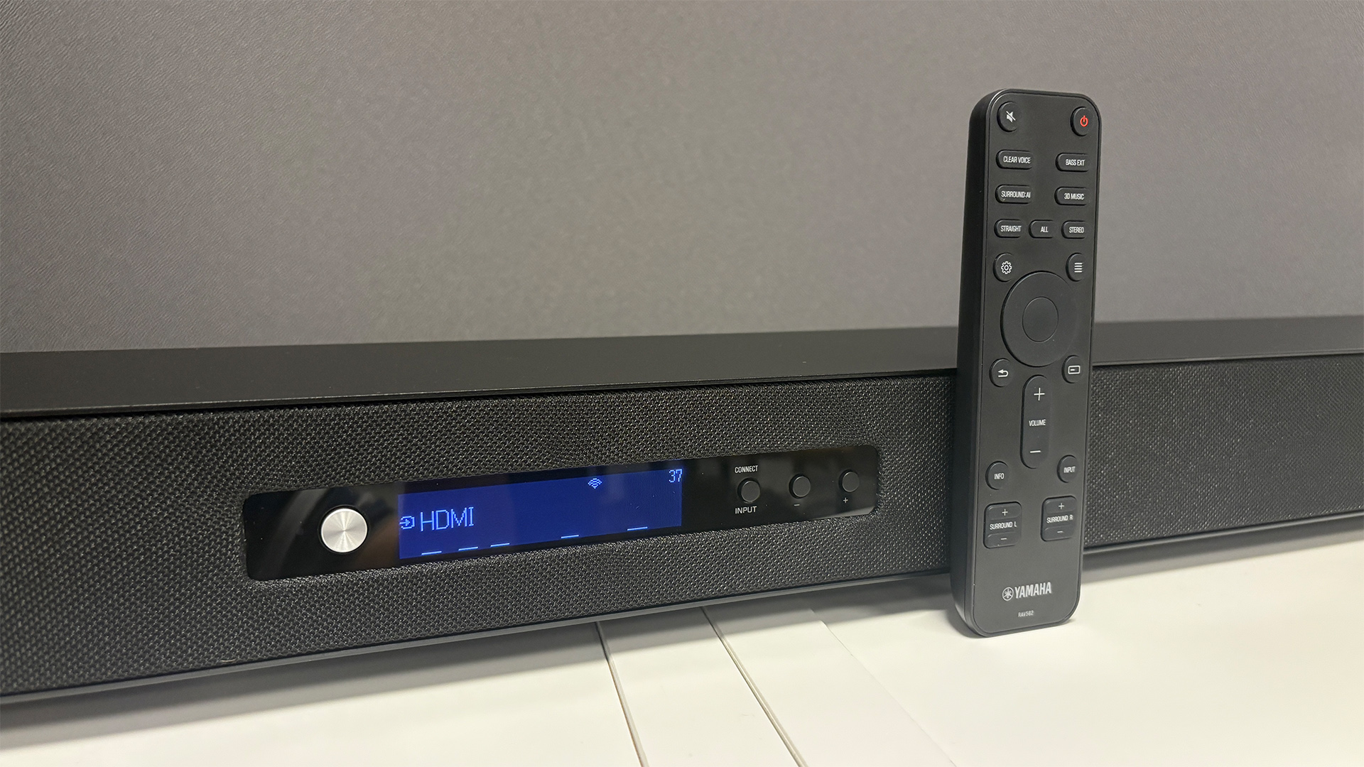 Обзор Yamaha True X Surround 90A: великолепная система картинка Саундбар Yamaha True X Surround 90A | DGL.RU