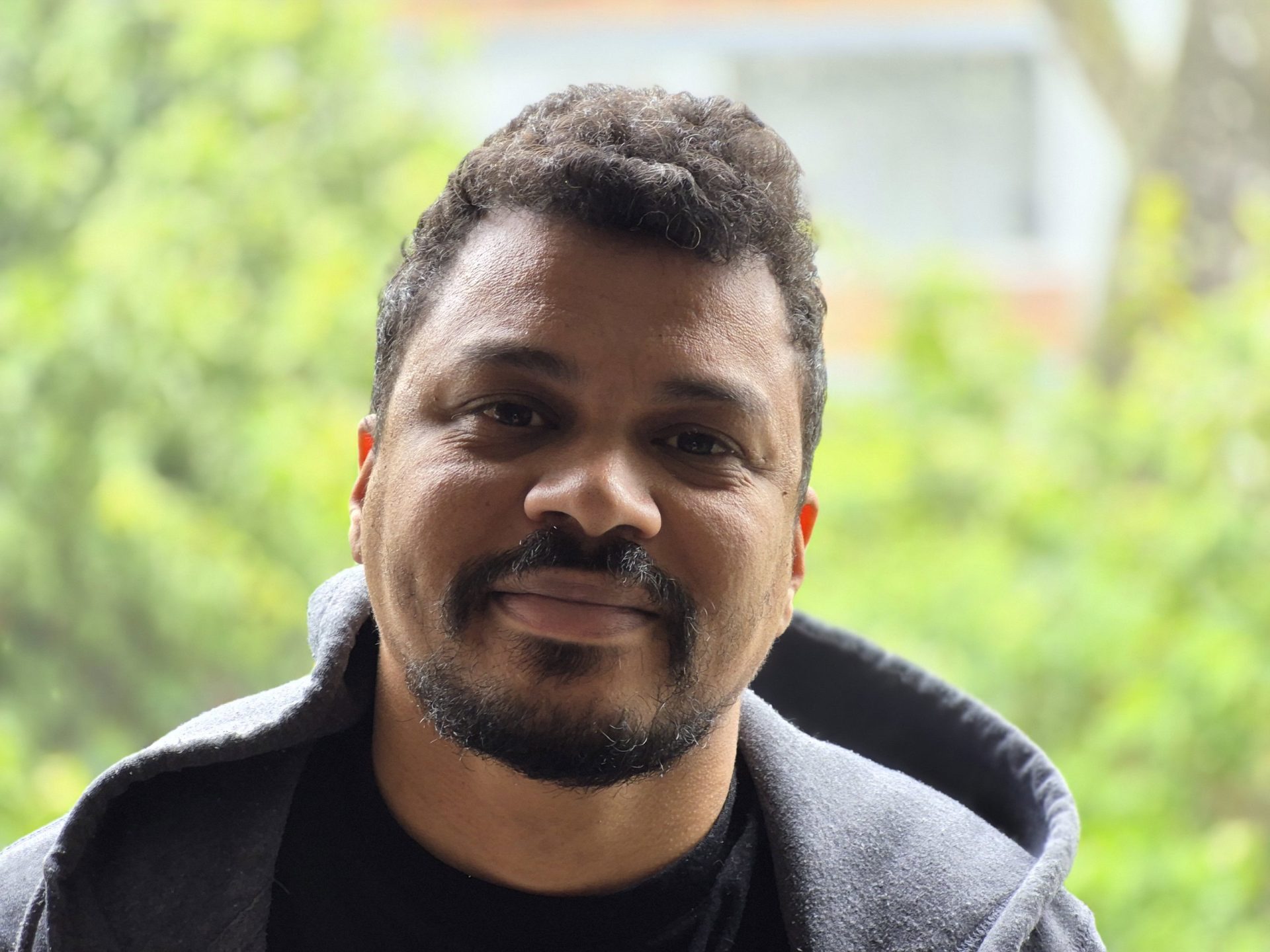 Samsung Galaxy S25 FE — хороший вариант для всех, кроме новых владельцев FE картинка Смартфон Galaxy S25 FE: эволюция Fan Edition | DGL.RU