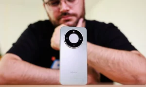 Обзор Honor Magic 8 Lite: проработал три дня на заряде от батареи