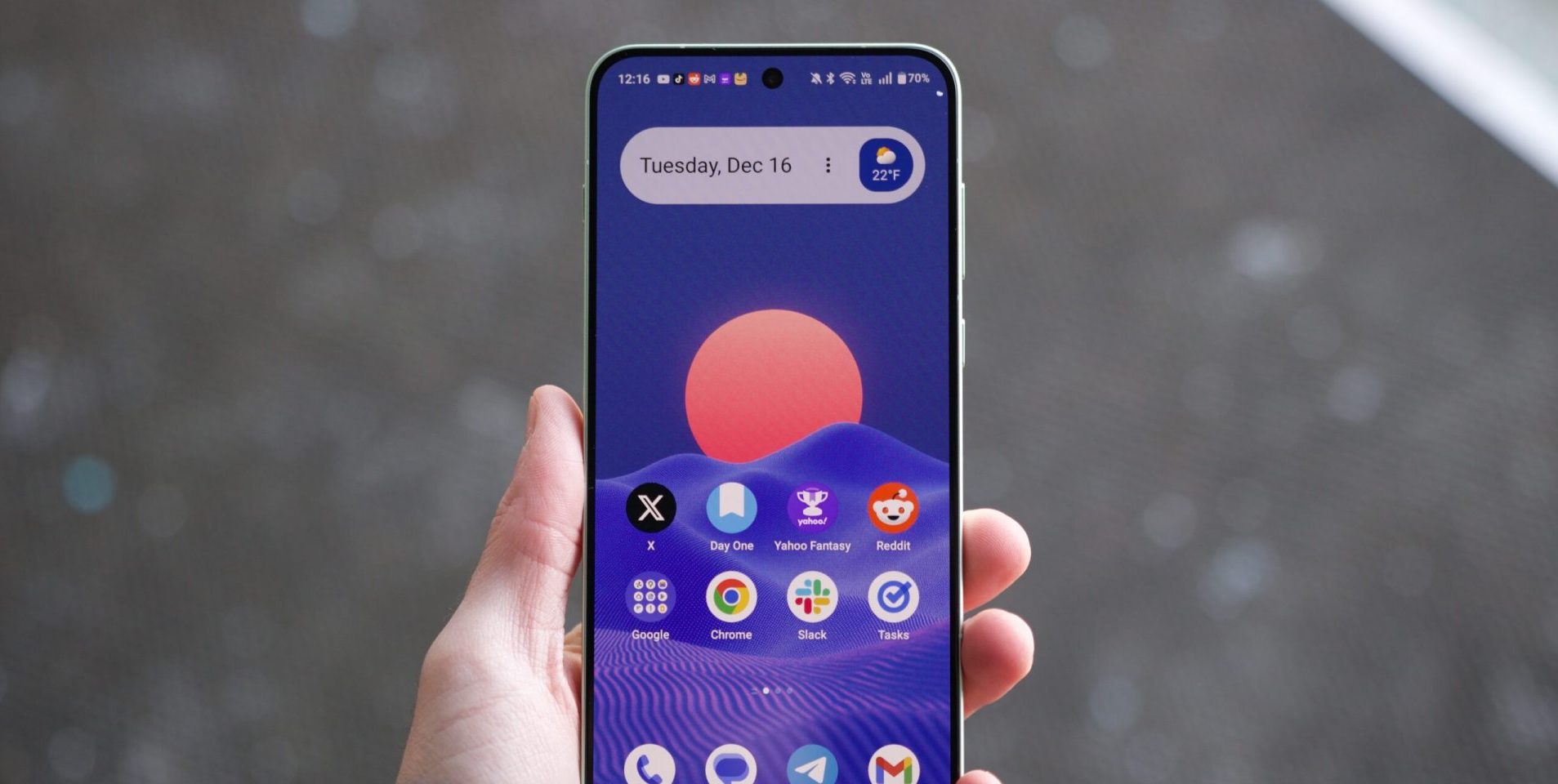 Смартфон OnePlus 15R разочаровал даже фанатов | DGL.RU
