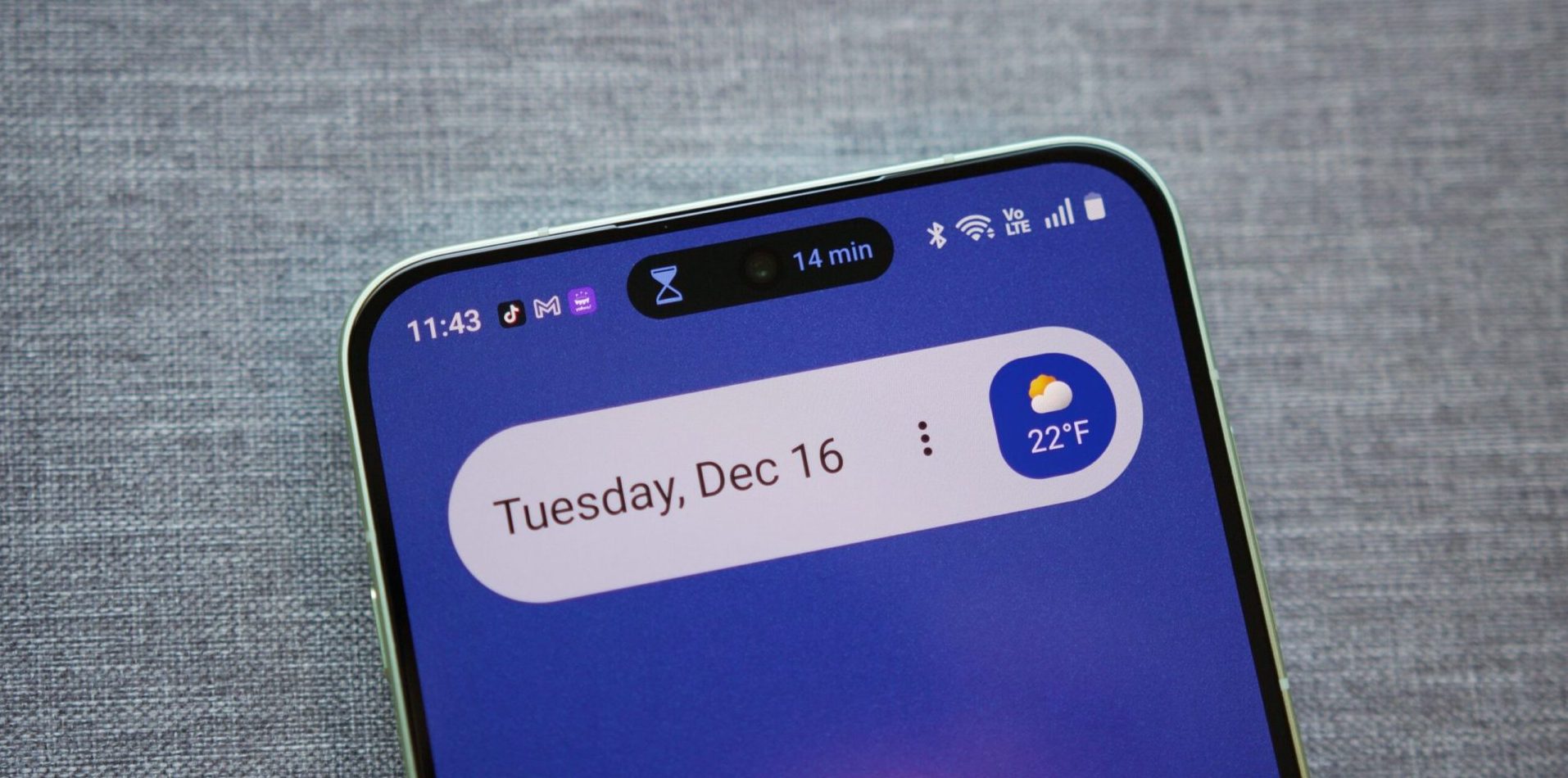 Смартфон OnePlus 15R разочаровал даже фанатов | DGL.RU