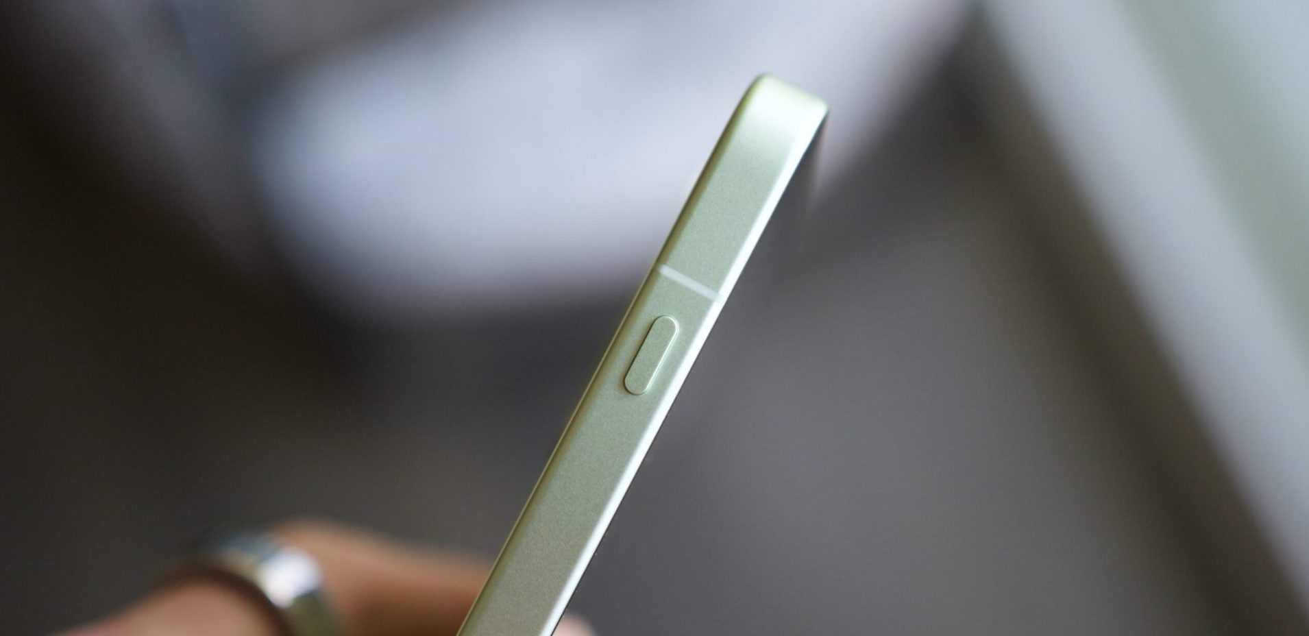 Смартфон OnePlus 15R разочаровал даже фанатов | DGL.RU