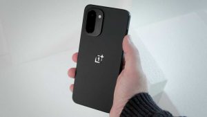 Обзор OnePlus 15R: компромиссы в самых удачных местах