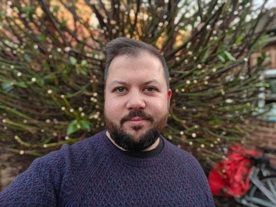 Смартфон OnePlus 15R: топ-производительность | DGL.RU