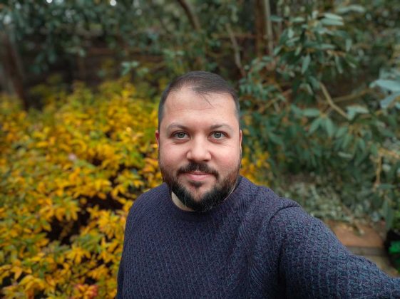 Смартфон Poco F8 Pro: флагманская мощь | DGL.RU