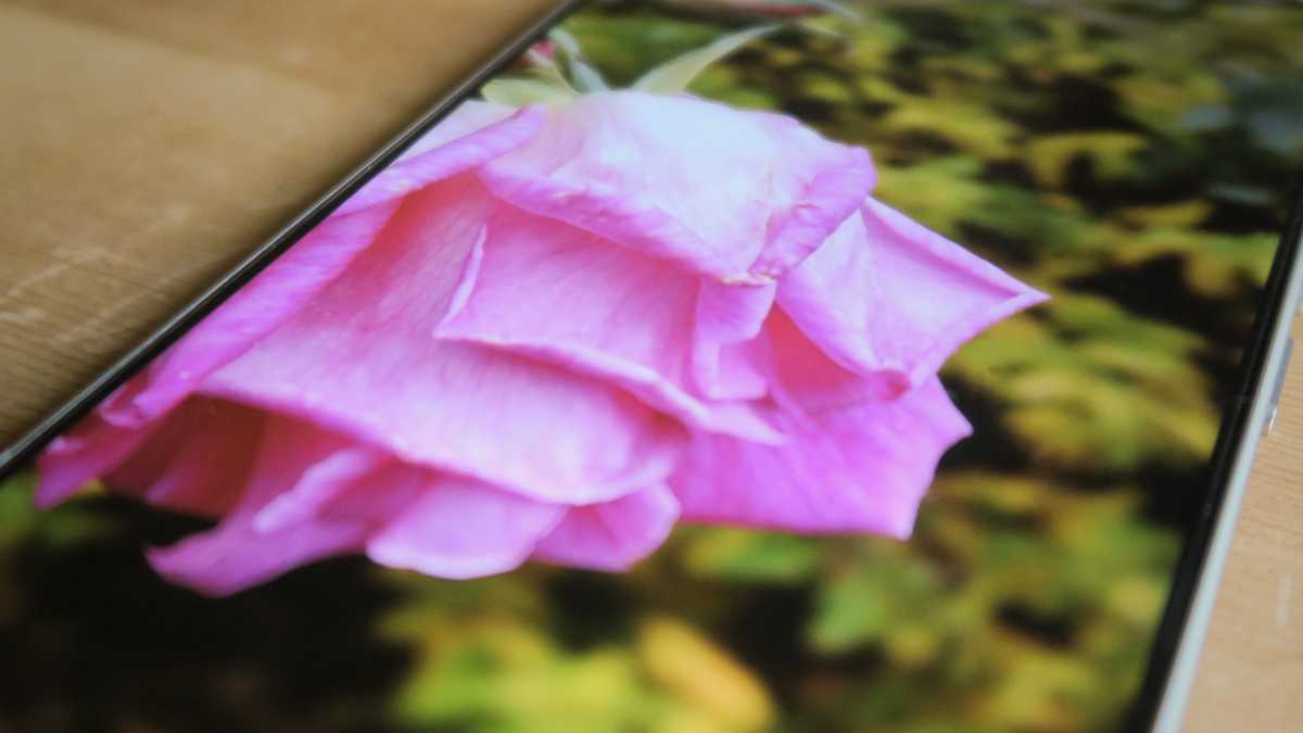 Обзор Poco F8 Pro: флагманские характеристики без заоблачных цен картинка Смартфон Poco F8 Pro: флагманская мощь | DGL.RU