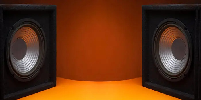 iPhone и Galaxy звучат слабо — но Poco F8 Ultra решил проблему картинка Смартфон Poco F8 Ultra - звук на уровне | DGL.RU