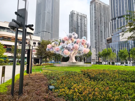 Смартфон Vivo X300: компактный новый флагман