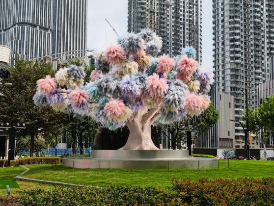 Смартфон Vivo X300: компактный новый флагман