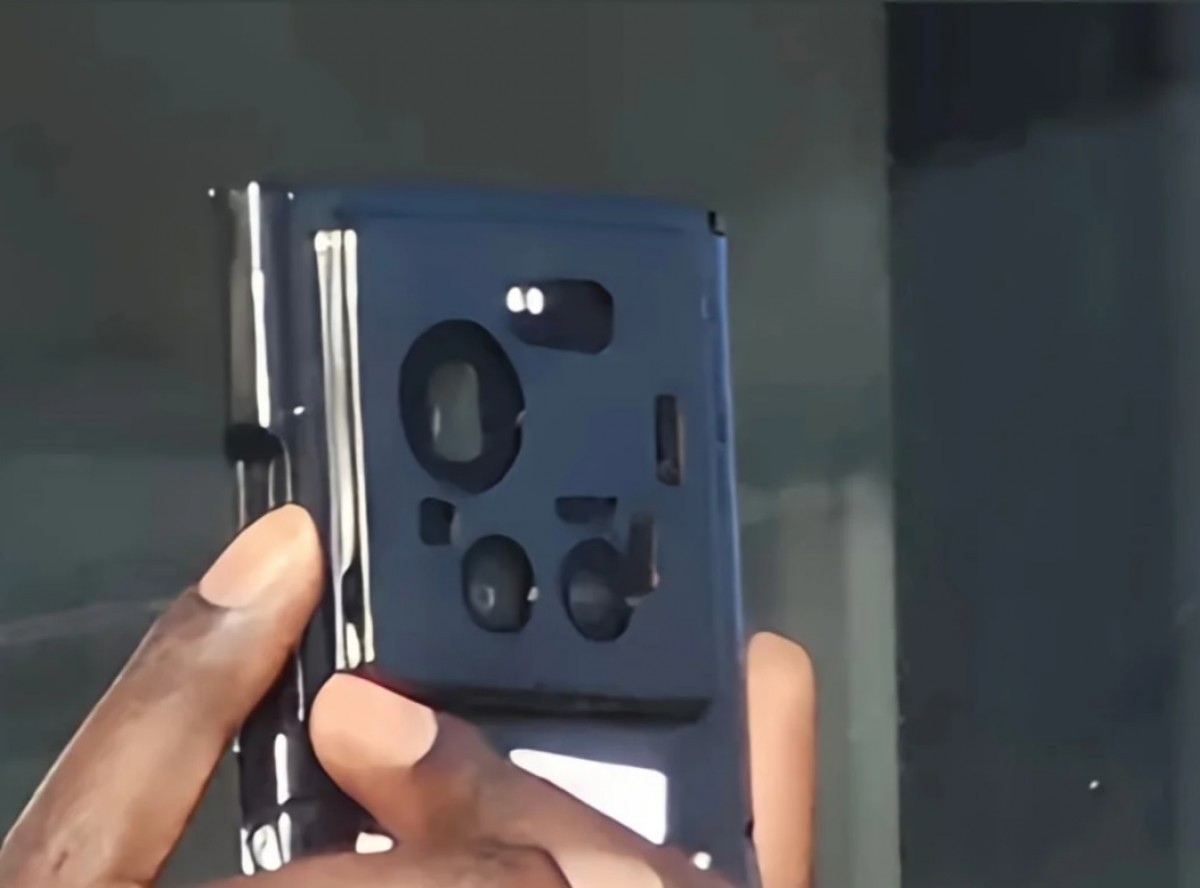 Xiaomi 17 Ultra готовит громкий дебют не в одиночку картинка Смартфон Xiaomi 17 Ultra представят раньше срока | DGL.RU