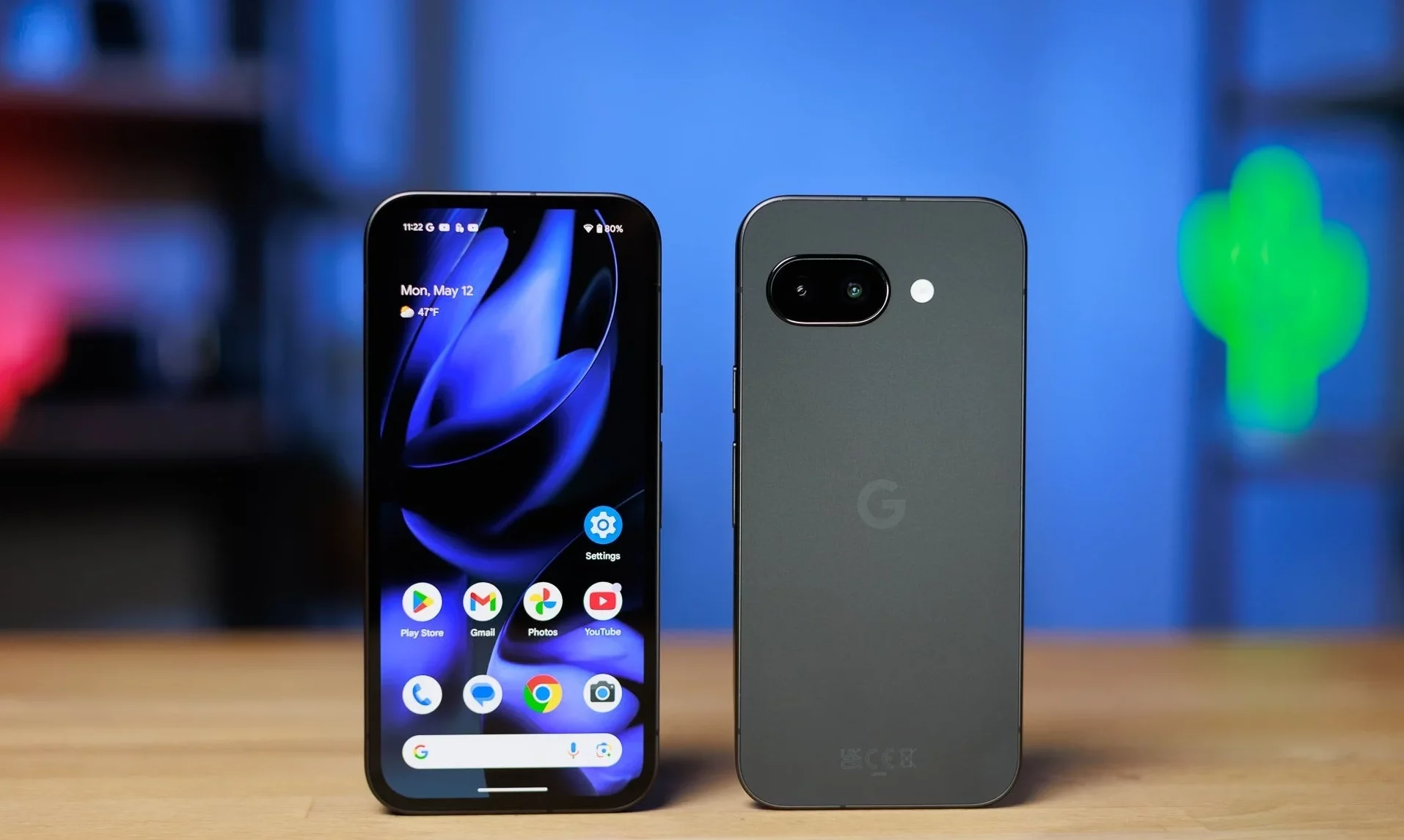 Смартфоны OnePlus 15, iPhone 17 Pro Max | DGL.RU