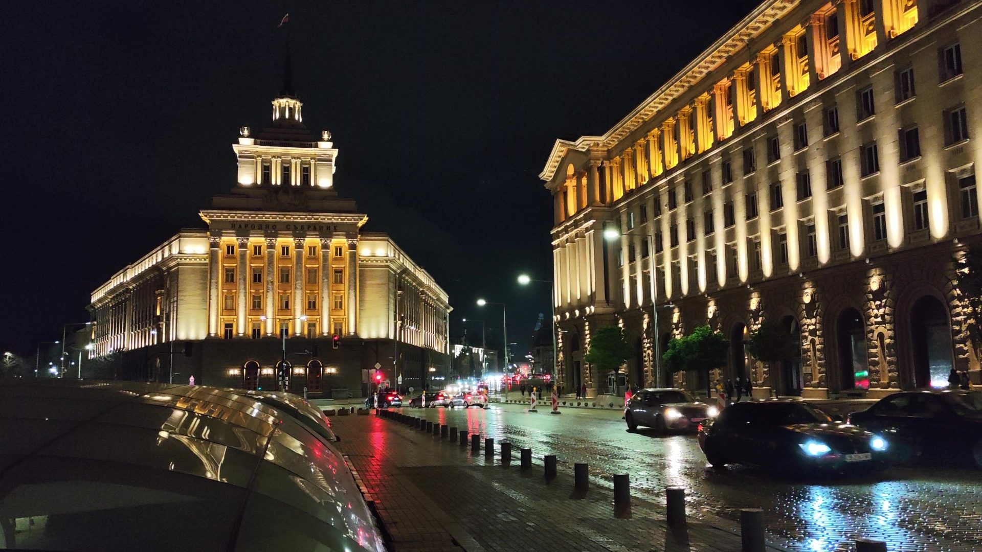 Poco устроила бой титанов: Poco F8 Pro против F8 Ultra картинка Смартфоны Xiaomi Poco F8 Pro и F8 Ultra | DGL.RU